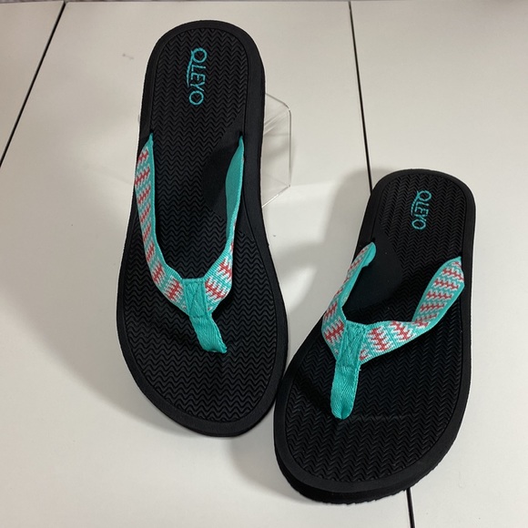 Qleyo | Shoes | Qleyo Womens Flip Flop Size 8 Blue | Poshmark